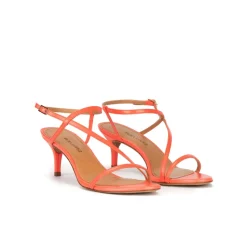 Laquenda Mid heel sandals in coral leather
