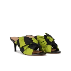 Orquidea Bow detailed mid heel mules in green and black fabric