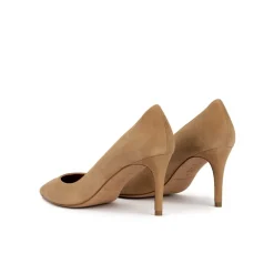 Quimera Mid heel sharp point-toe pumps in camel suede