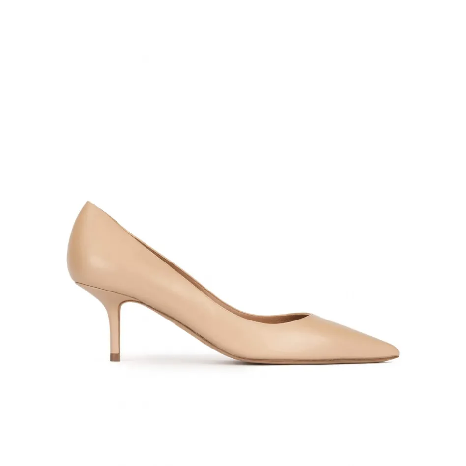 Raquel Mid-heeled pointed toe pumps in beige leather